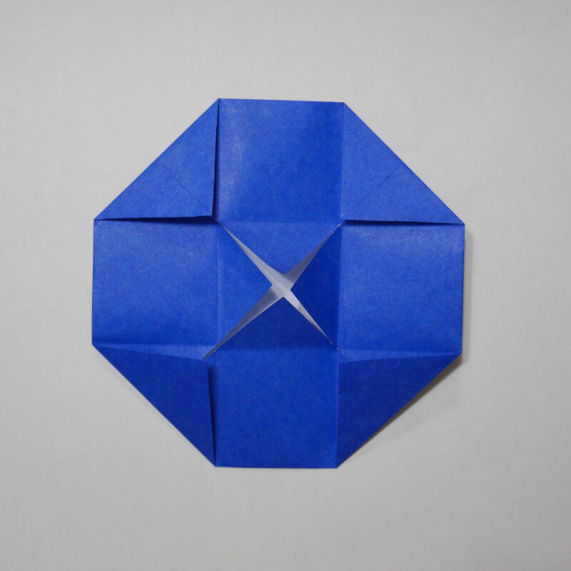 折り紙 ふた付き箱の作り方 1枚だけでかっちり閉まる