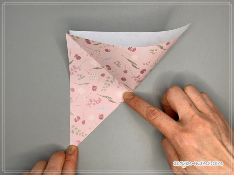 折り紙で作るハート型のお皿の作り方4